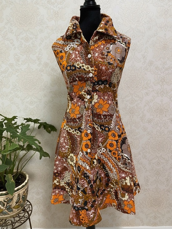 Vintage Dresses & Skirts - 70s Vintage Floral Button-Front Women’s Dress, Brown & Orange, Small
